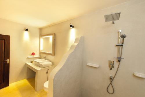 Fantasy_Villa_72_DPI_INTERNET_(8)